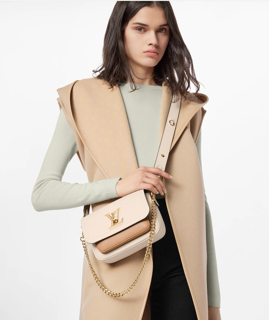 Louis Vuitton Lockme Tender M59733 Quartz White