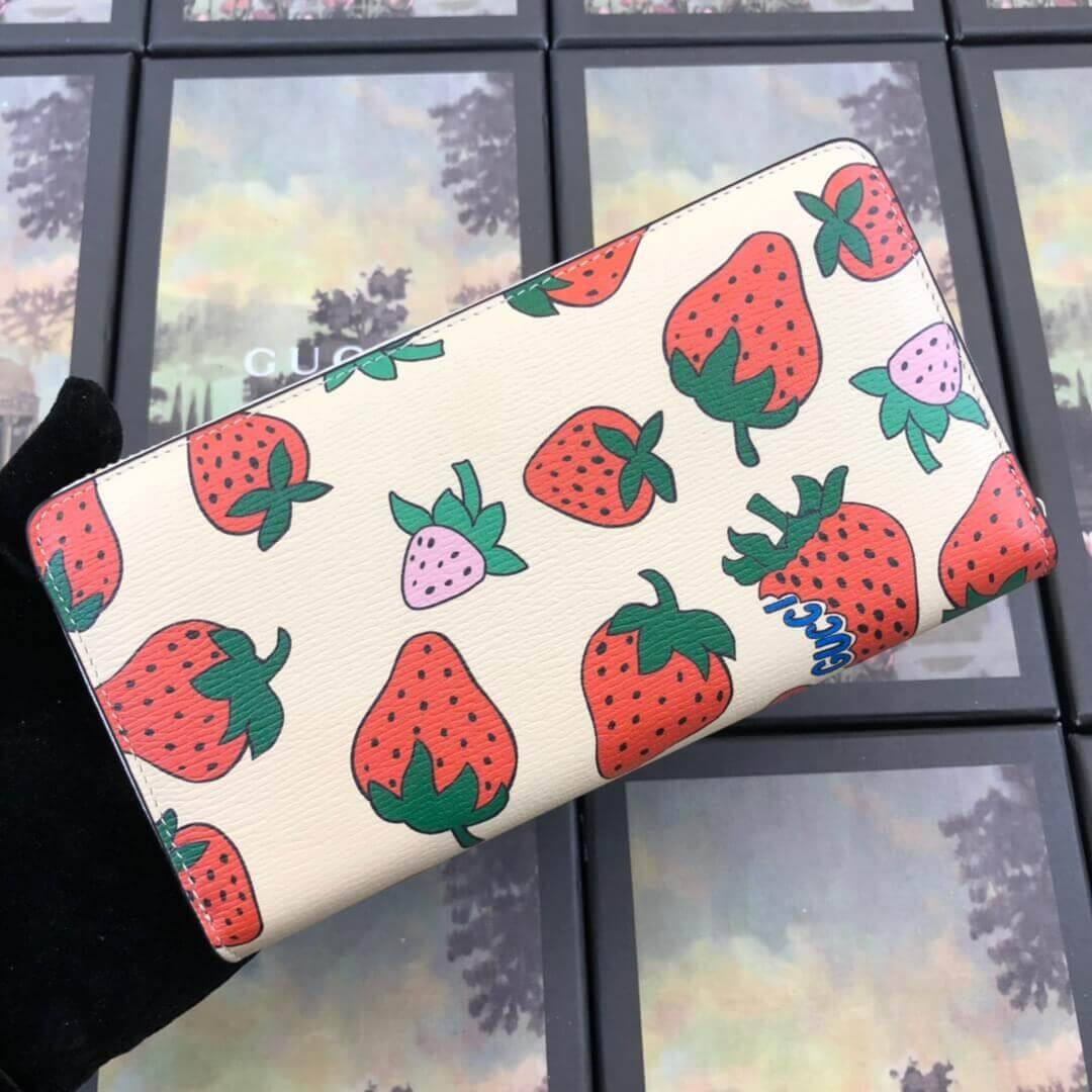 Gucci Zumi Strawberry Print Zip Around Wallet 570661