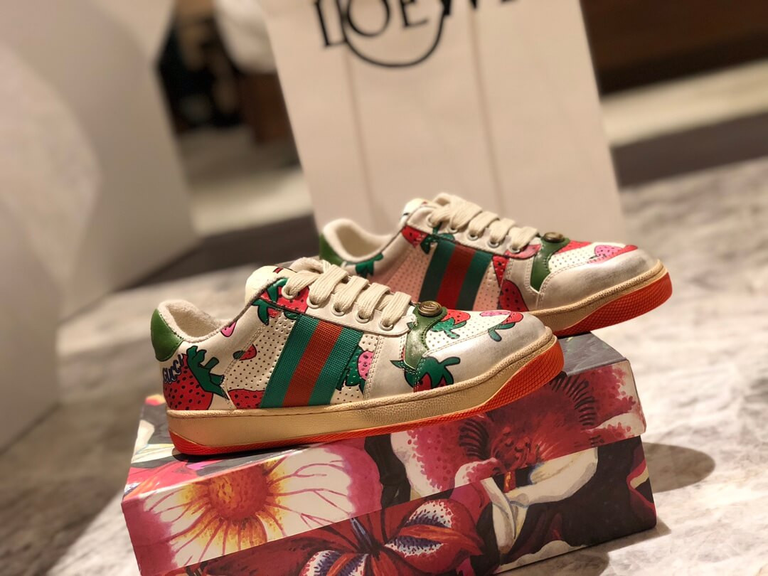 Gucci Screener Strawberry Sneaker 570443
