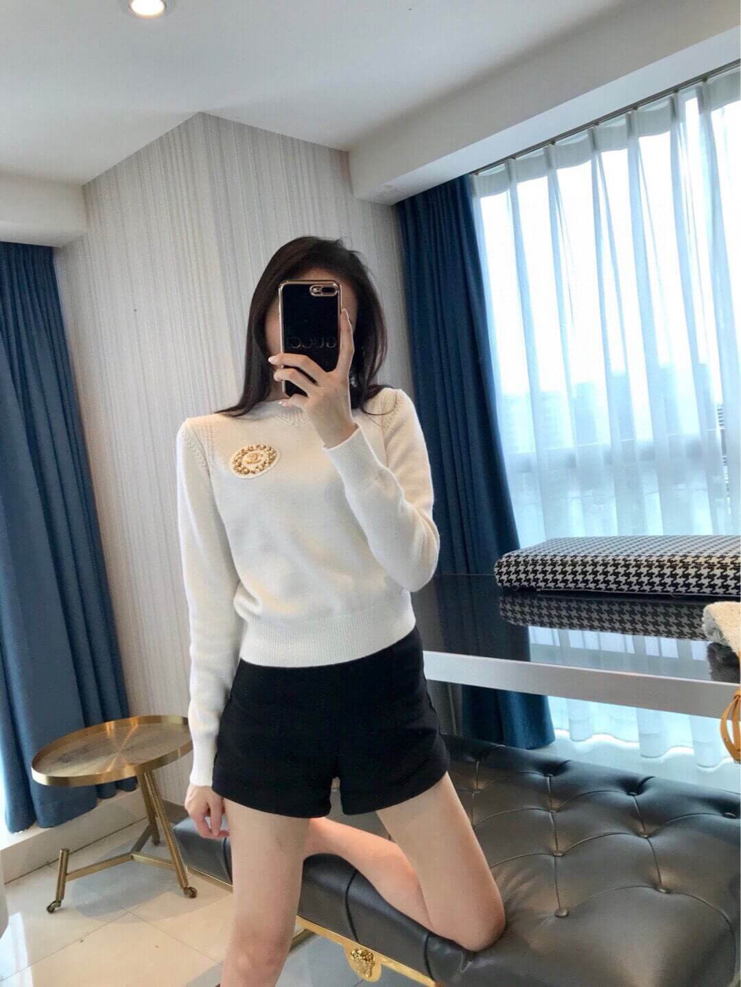 Chanel Sweater With Crystal Wheat 22003