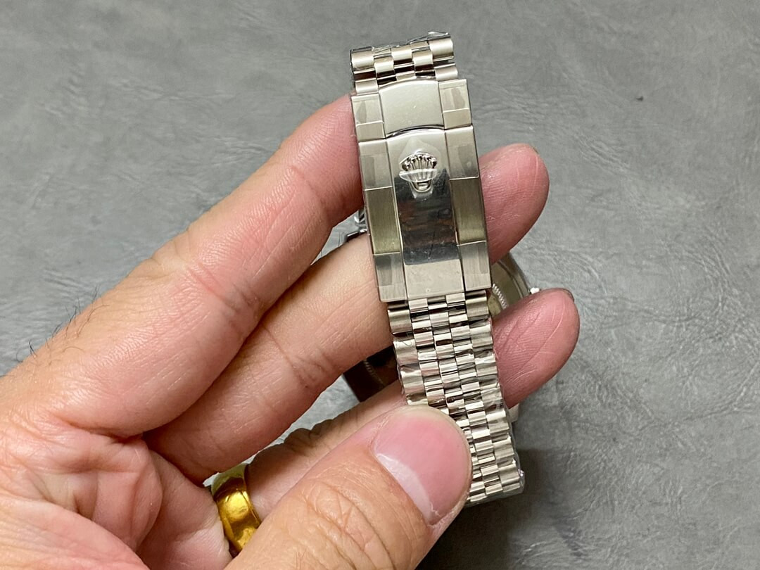 Rolex Datejust 41mm Blue Motif Dial Jubilee Stainless Steel Automatic Fluted Bezel