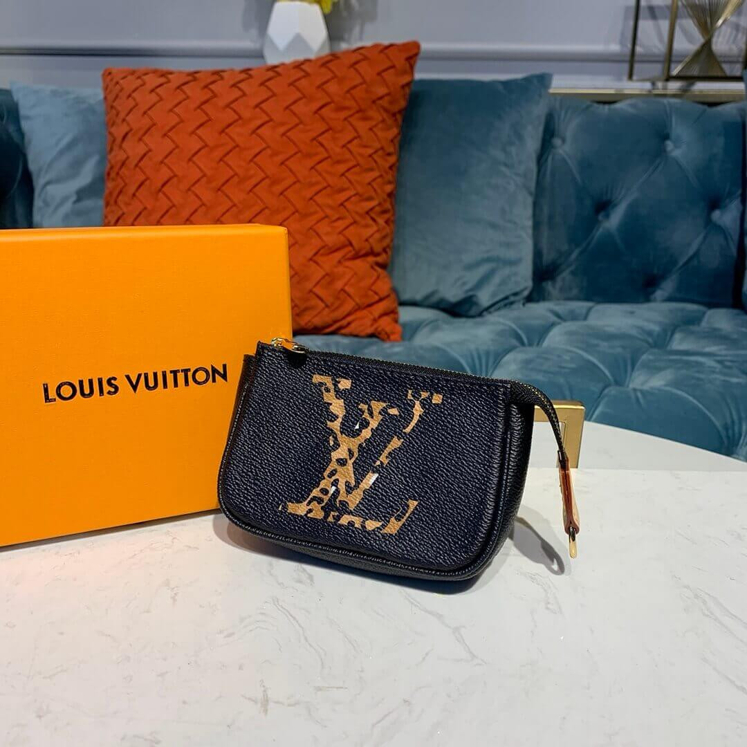 Louis Vuitton Micro Pochette Accessoires M67579 Black