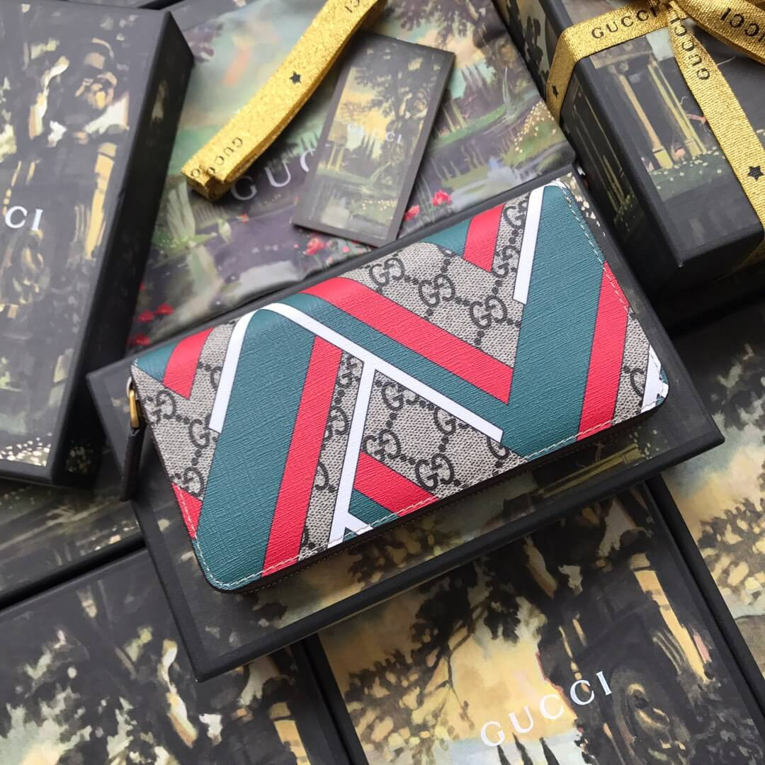 Gucci GG Chevron GG Supreme Zip Around Wallet 429223