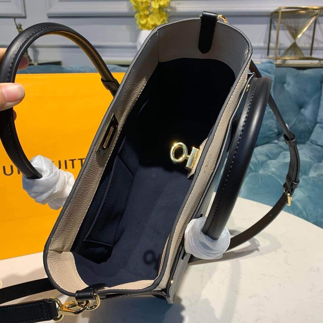 Louis Vuitton On My Side M55933