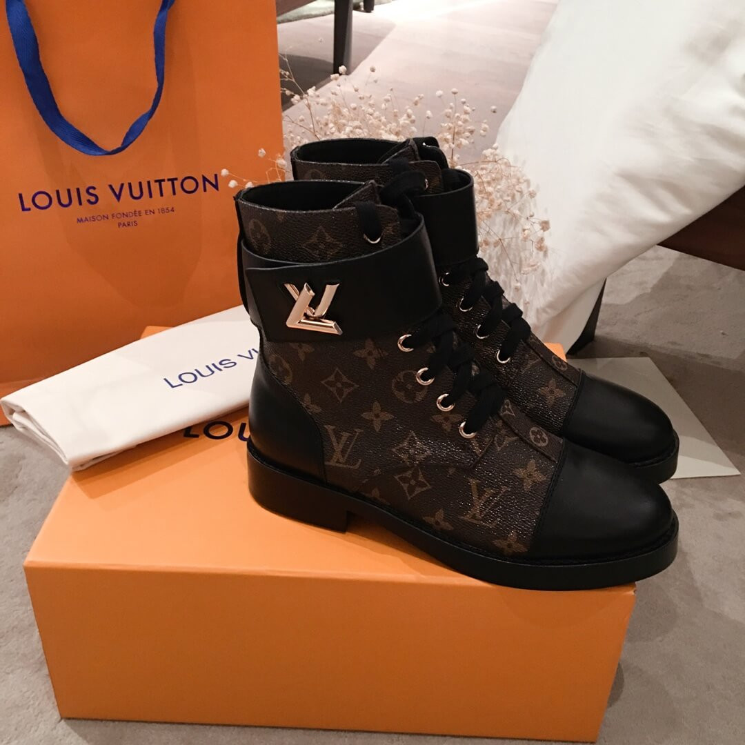 Louis Vuitton Wonderland Flat Ranger Boot 1A2Q3N