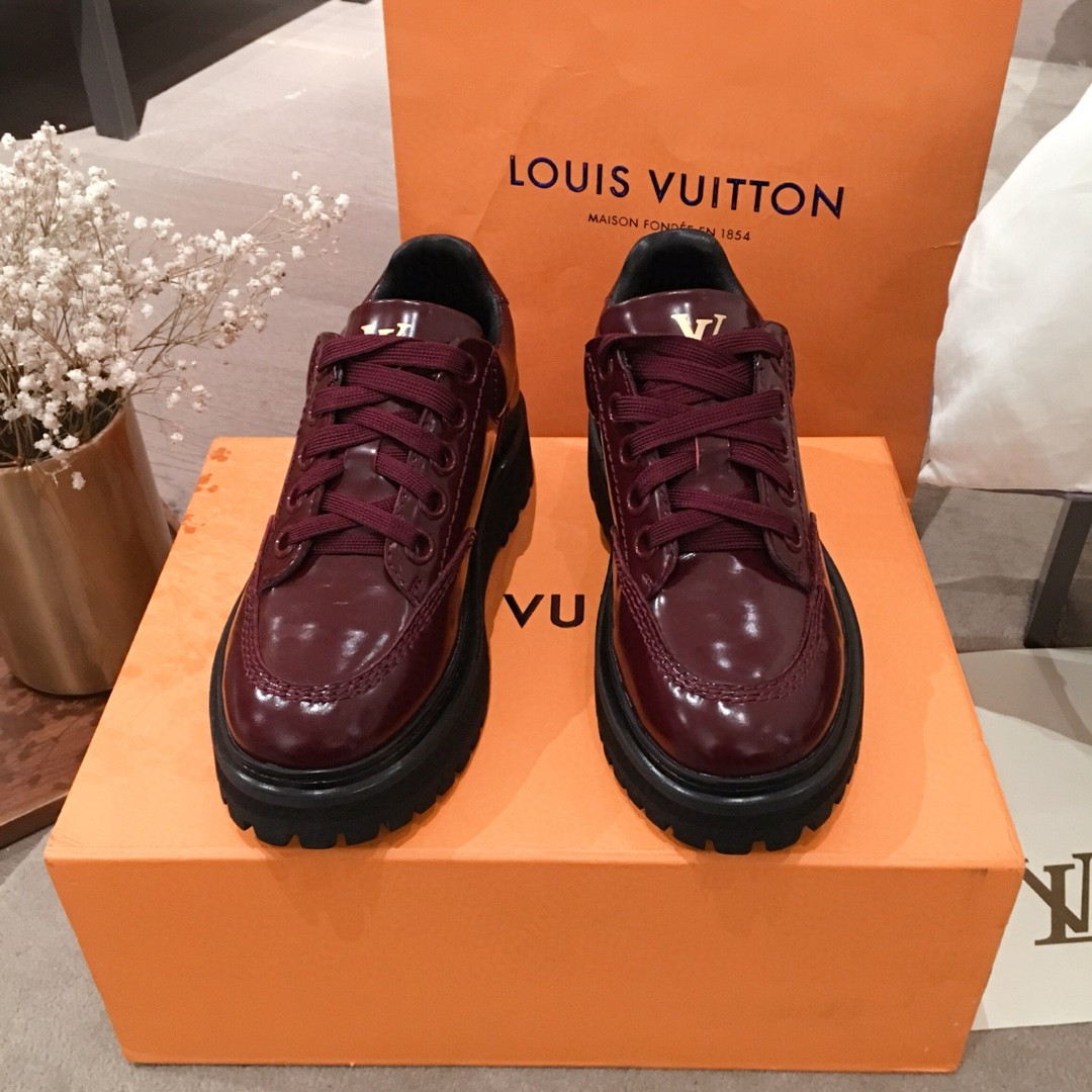 Louis Vuitton Beverly Hills Sneaker 1A46OW Burgundy