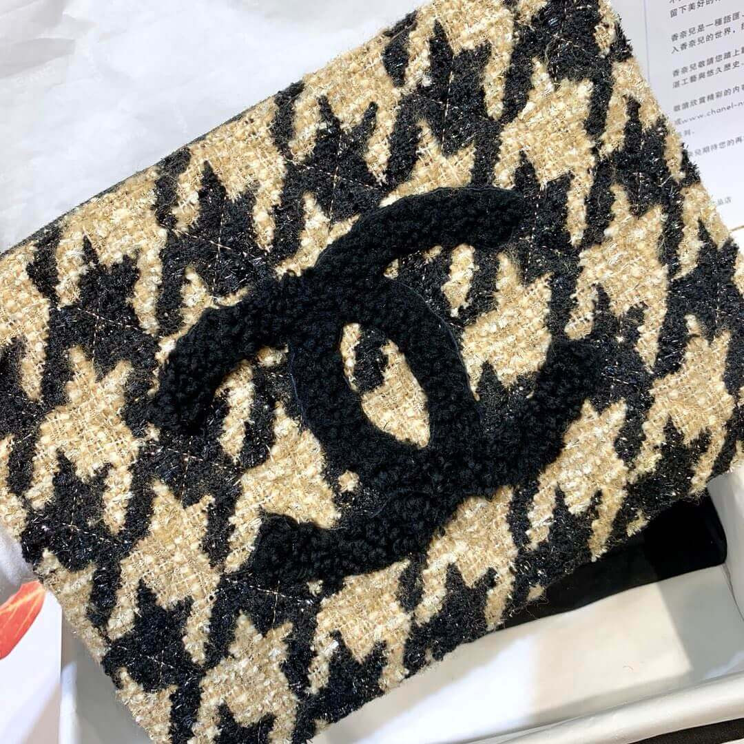 Chanel Tweed Pouch Clutch Bag AP0803