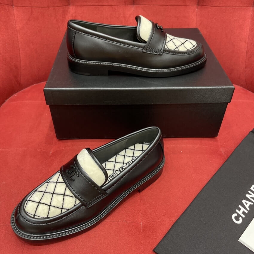 Chanel Black Leather and White Velvet Loafers