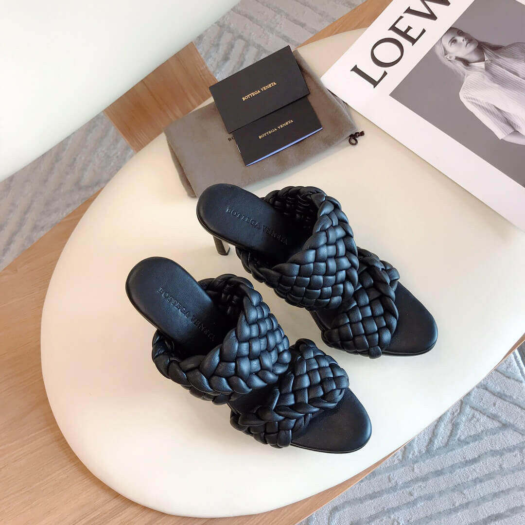 Bottega Veneta BV Curve Sandals 621213 Black