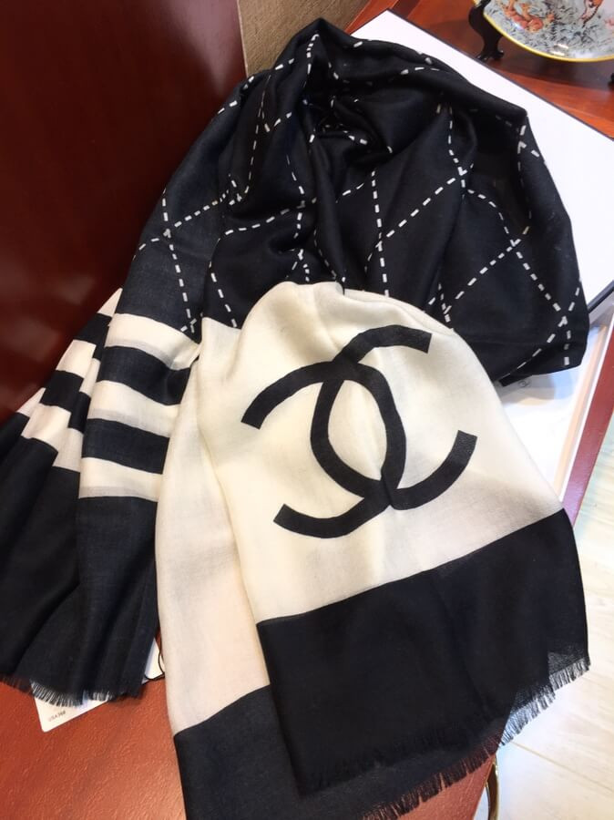 Chanel Cashmere Wool Sequins CC Stole C32040