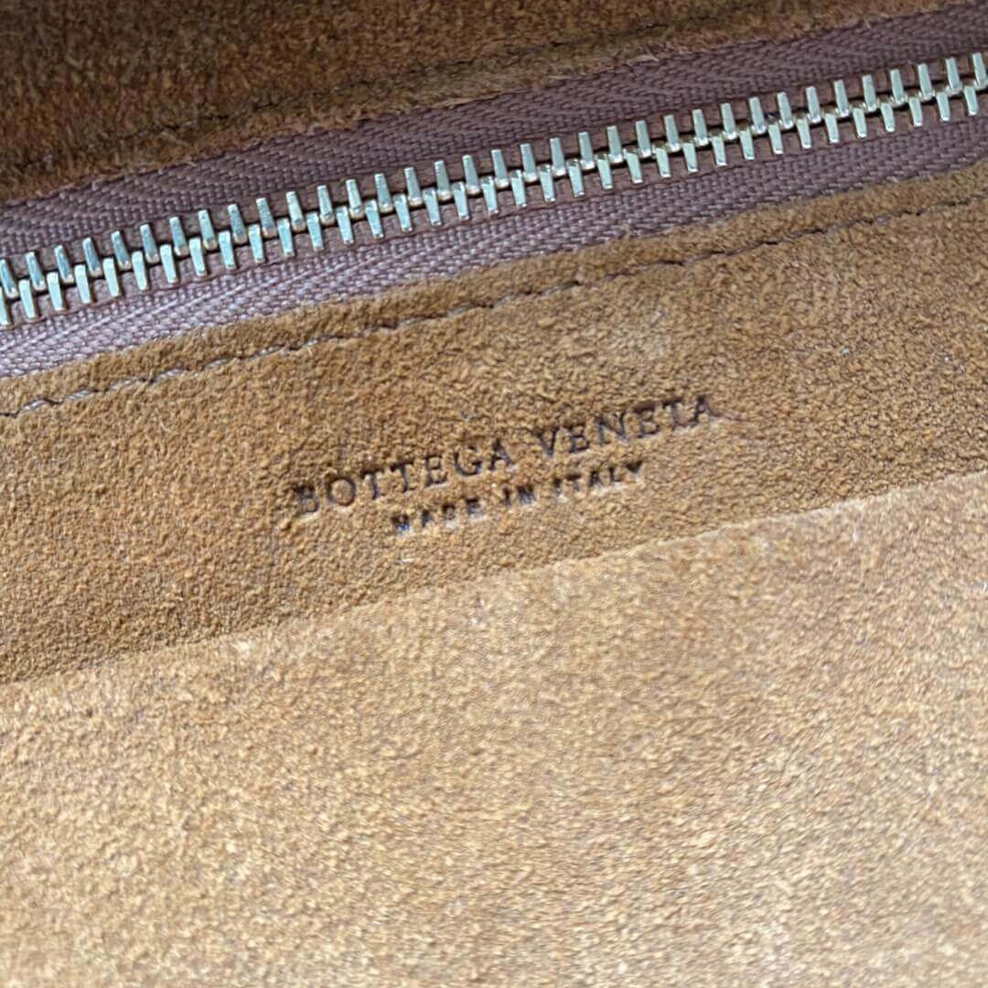 Bottega Veneta Mini Arco In Smooth Calfskin 600606