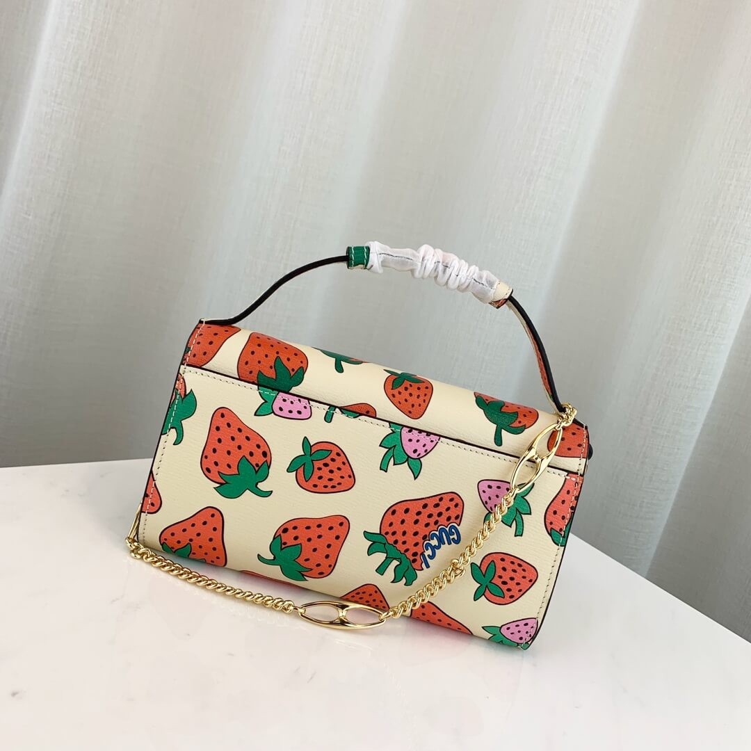 Gucci Zumi Strawberry Print Mini Bag 564718