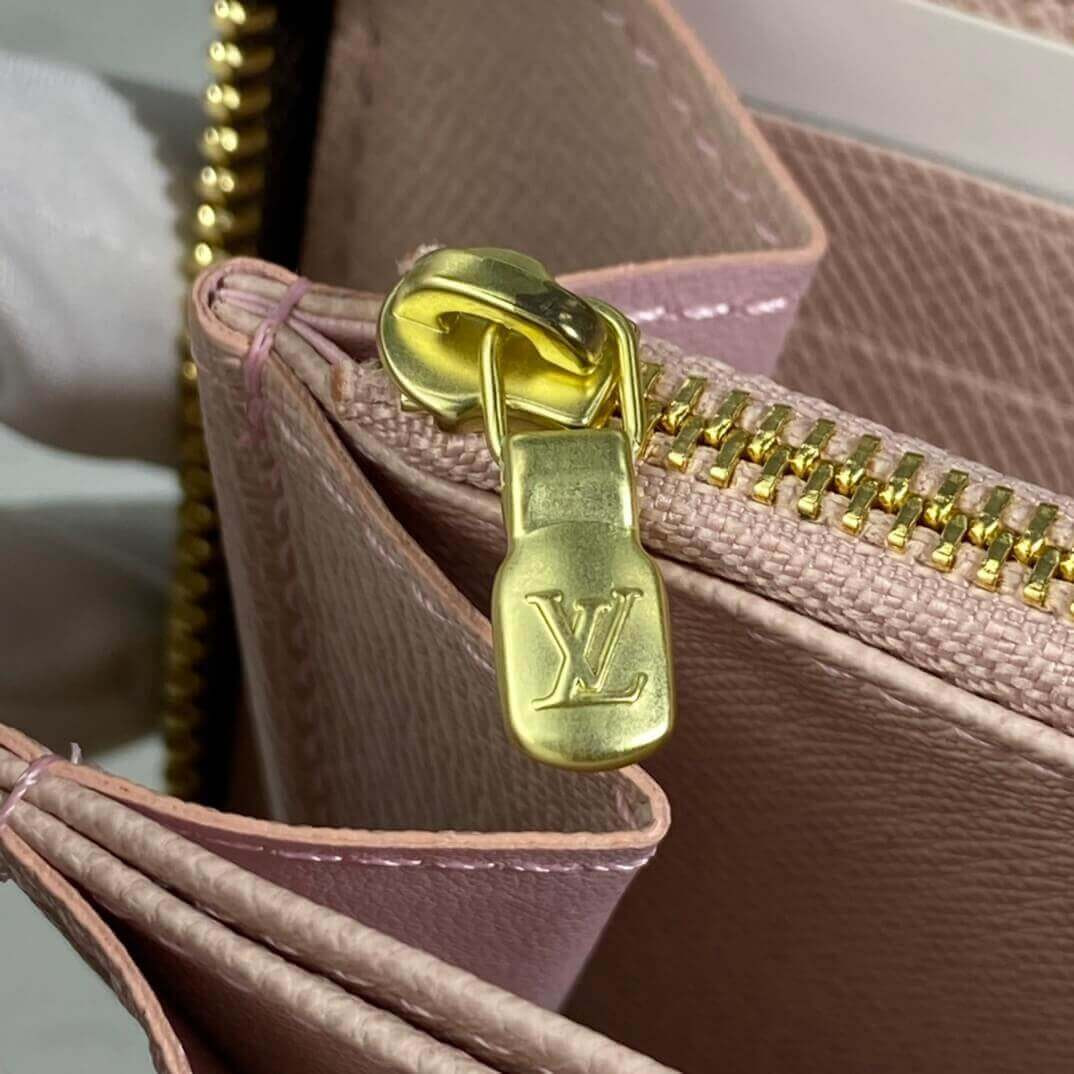 Louis Vuitton Christmas Animation 2020 Zippy Wallet M69753