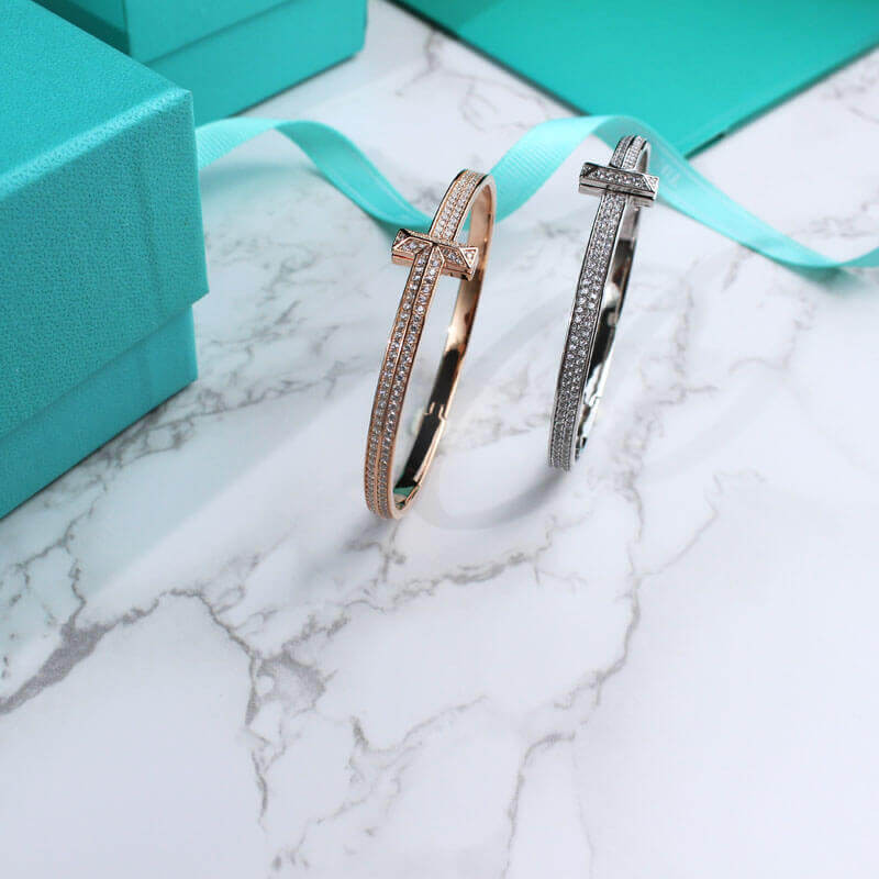 Tiffany & Co T1 Wide Diamond Hinged Bangle 11520