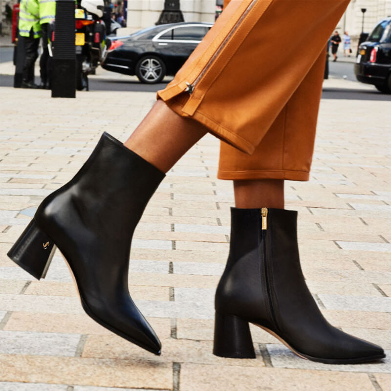 Jimmy Choo Bryelle 65 Leather Ankle Boots J172