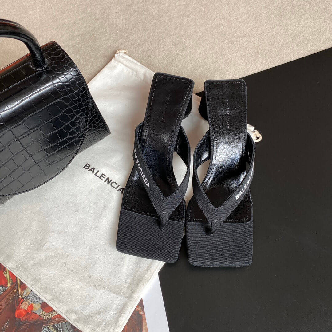 Balenciaga Logo T-bar sandals 434344-1