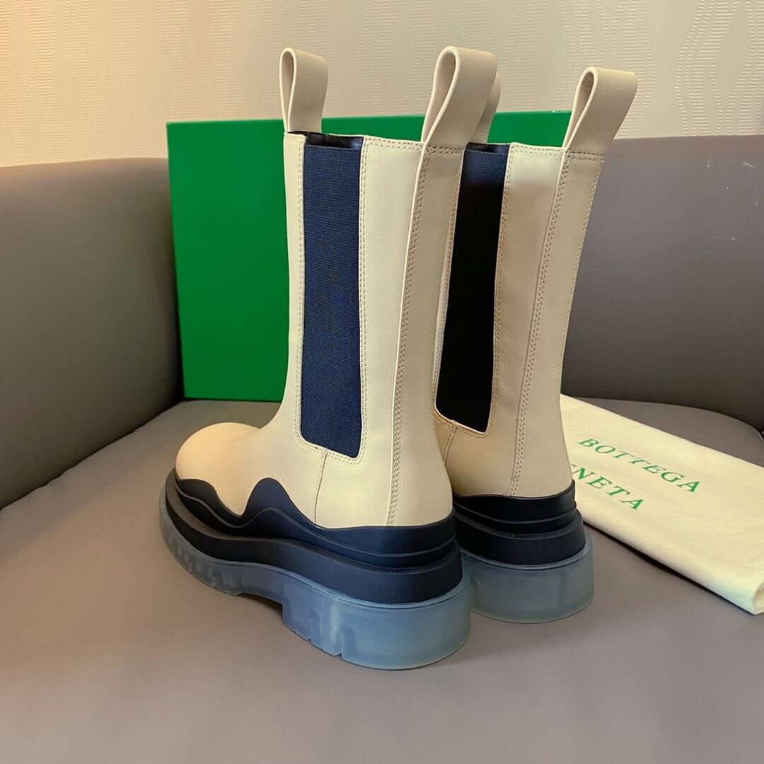 Bottega Veneta Rubber-Trimmed Leather Chelsea Boots Beige