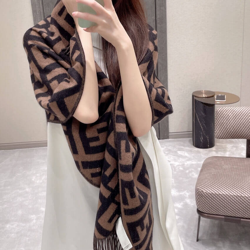 Fendi Cashmere FF Logo Scarf FXT260