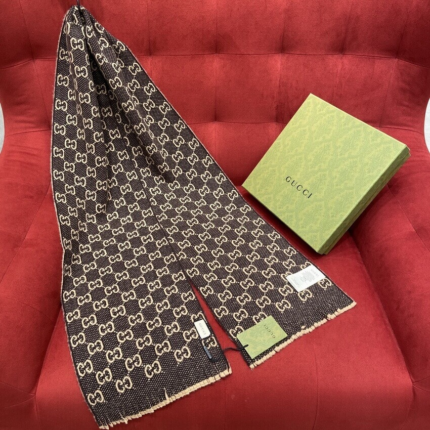 Gucci GG Jacquard Wool Silk Scarf 495592b