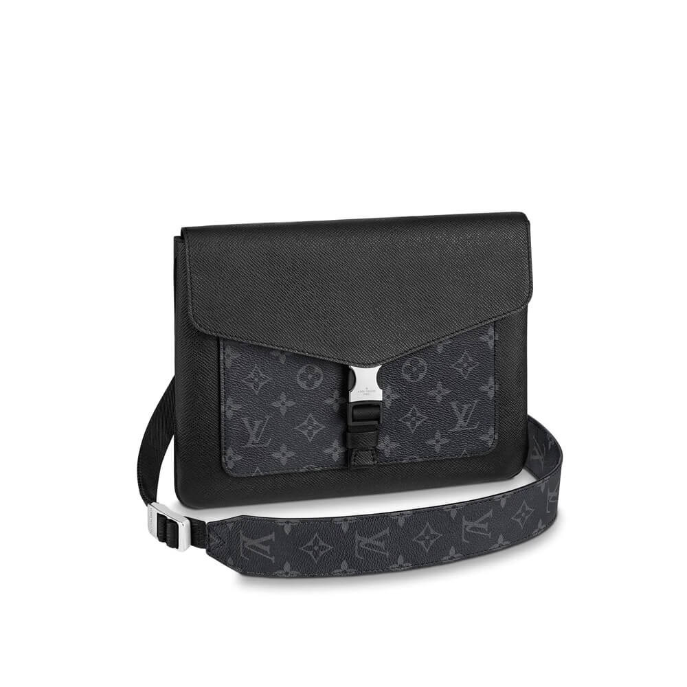 Louis Vuitton Outdoor Flap Messenger M30413