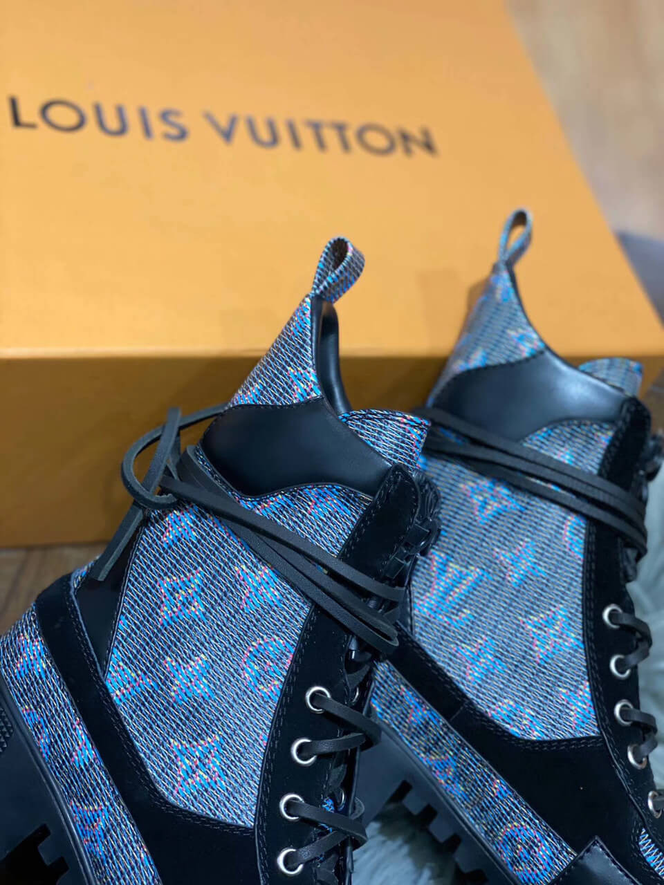 Louis Vuitton Laureate Desert Boot 1A5SM2