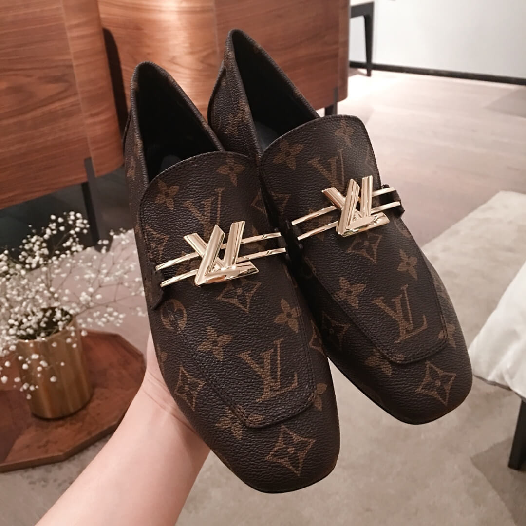 Louis Vuitton Monogram Upper Case Line Loafer 1A4XD2