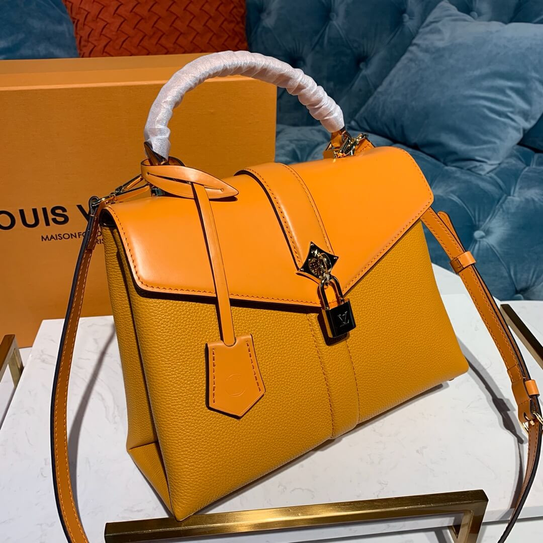 Louis Vuitto Rose Des Vents PM M53818 M53821 M53822