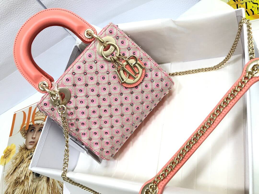Lady Dior Mini Coral Pink Two-Tone Thread Embroidery Bag M0505 With Honeycomb Pattern And Rhinestones
