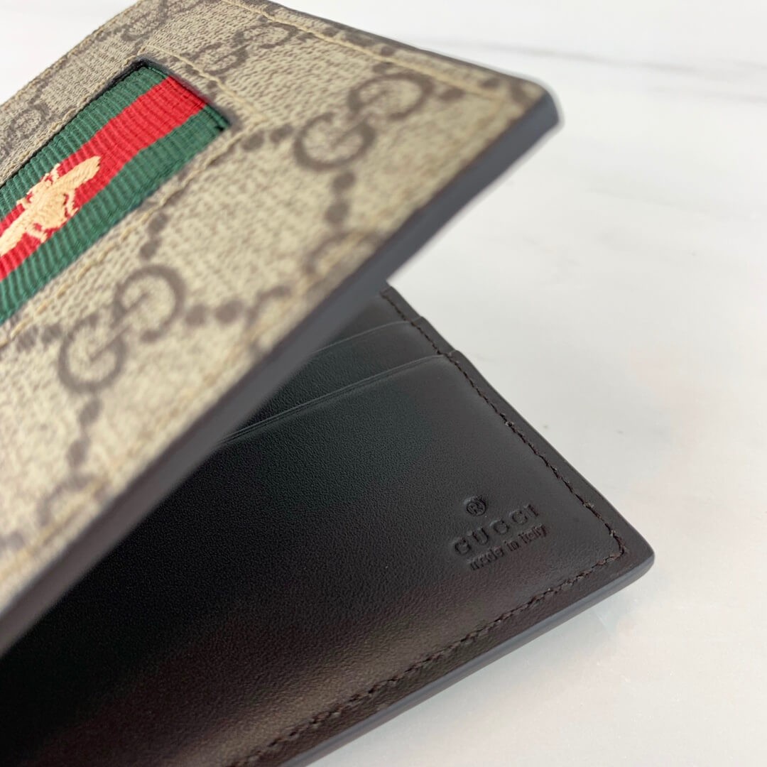 Gucci Web GG Supreme Wallet 408827