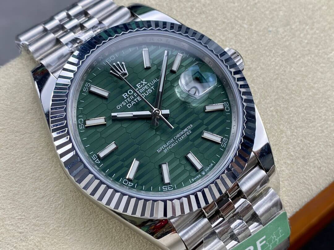 Rolex Datejust 41mm Green Motif Dial Jubilee Stainless Steel Automatic Fluted Bezel