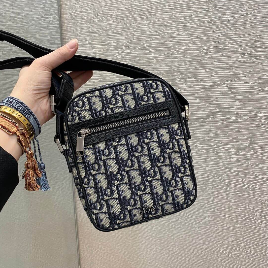 Dior Messenger Pouch