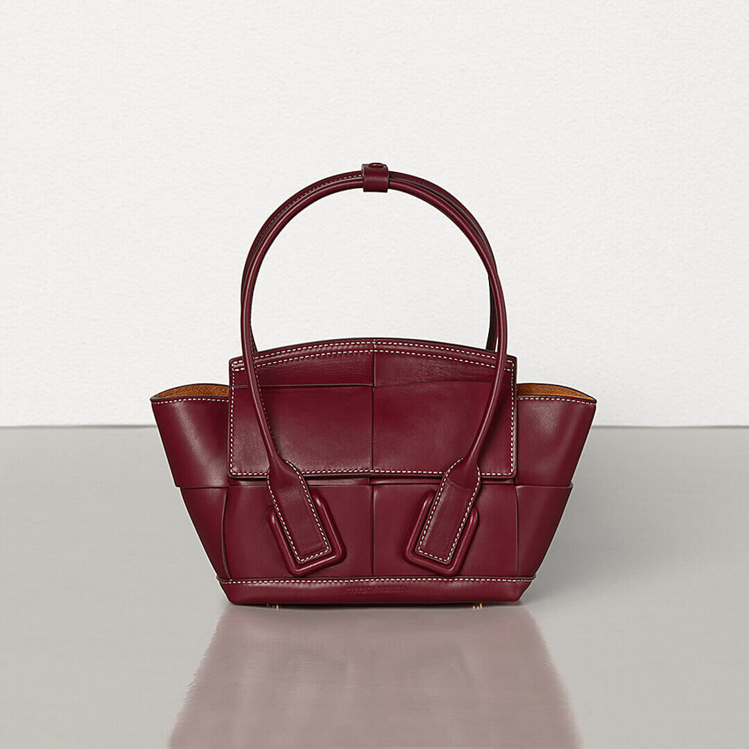 Bottega Veneta Mini Arco In Smooth Calfskin 600606