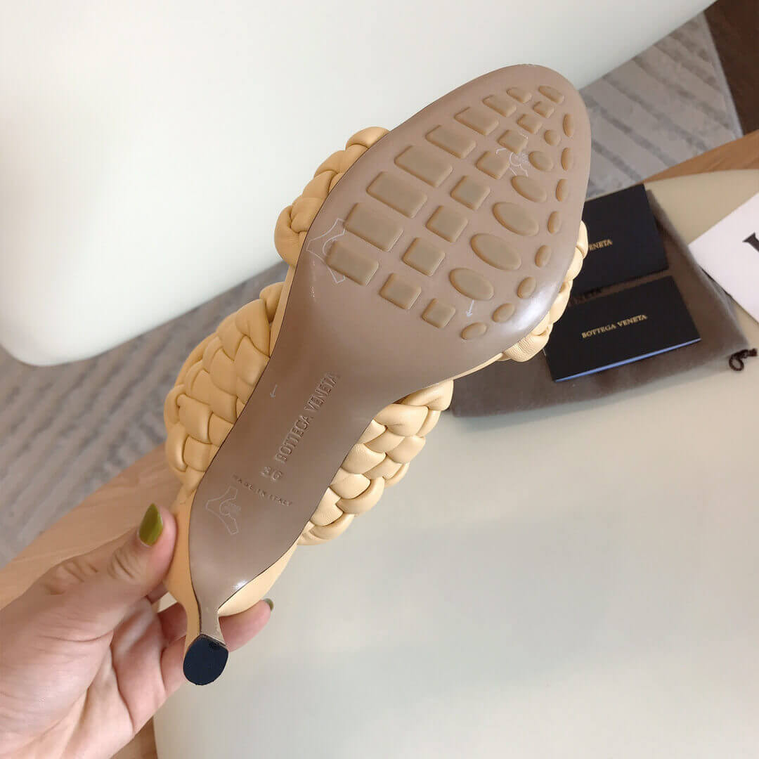 Bottega Veneta BV Curve Sandals 618757 Beige