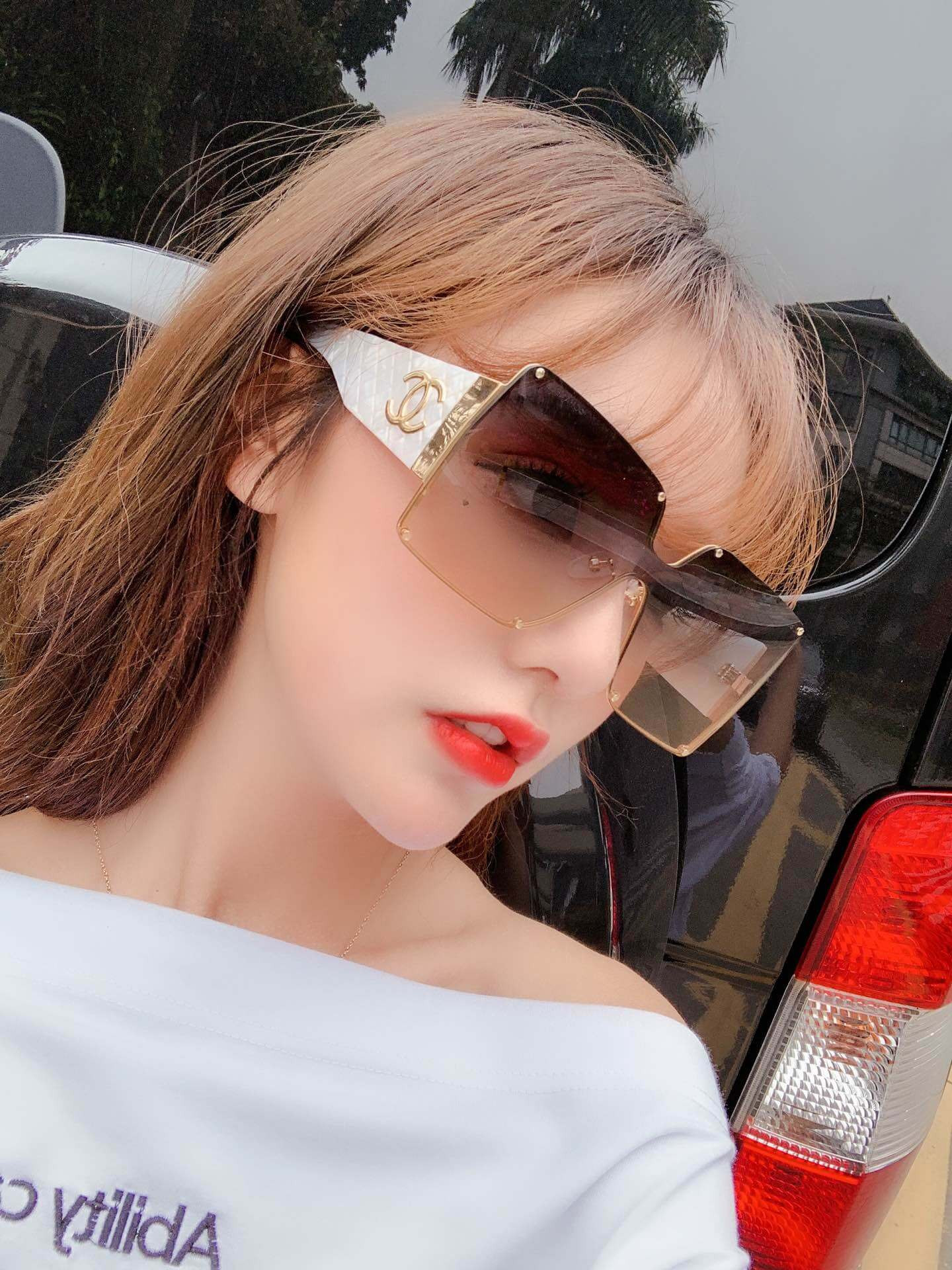 Chanel Rectangle Sunglass 4813