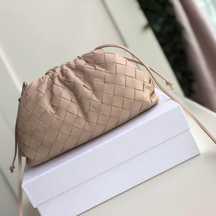 Bottega Veneta Woven Leather The Pouch 20 585852