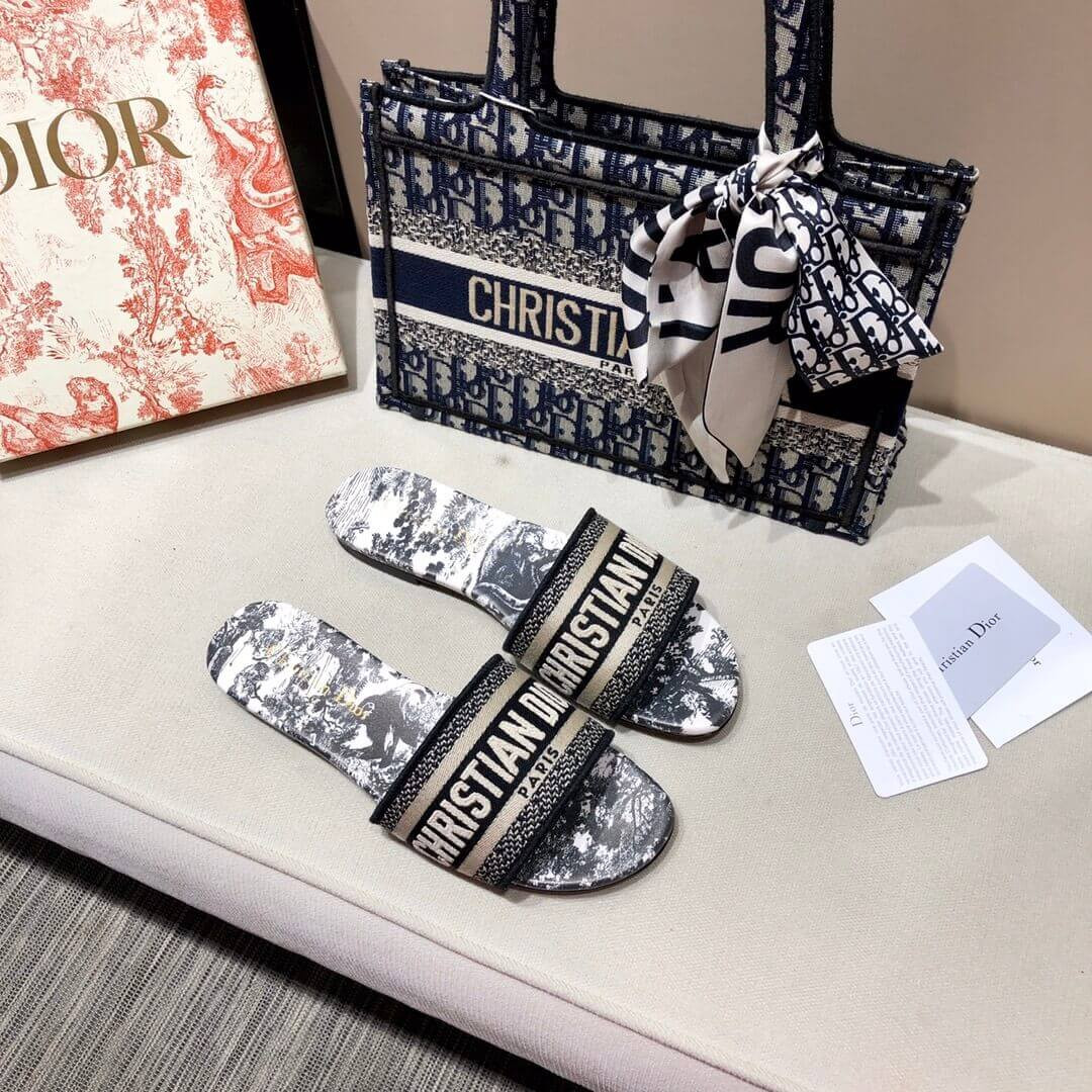 Dior Dway Mule In Embroidered Cotton KCQ3006