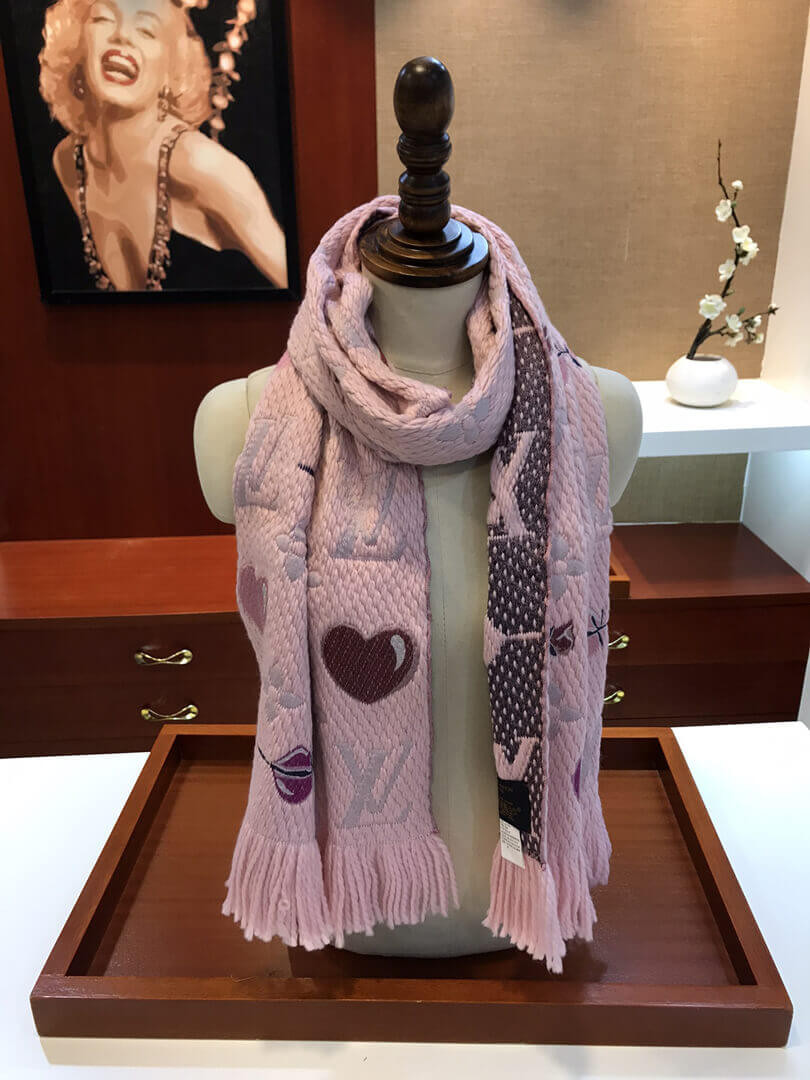 Louis Vuitton Logomania A La Folie Scarf M71587
