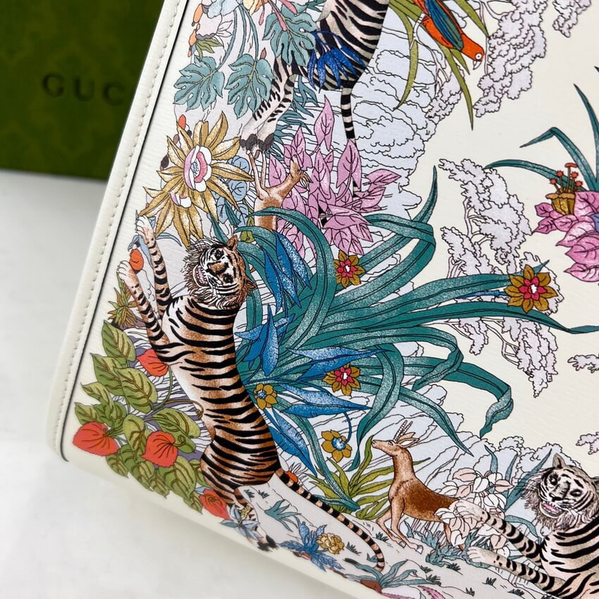 Gucci Tiger Medium Tote Bag 687827