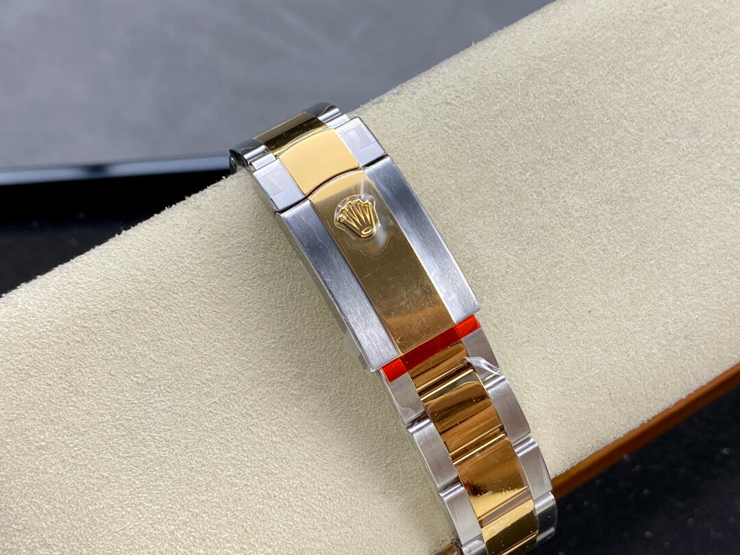 Rolex Datejust 41mm Oystersteel and Yellow Gold Automatic Fluted Bezel