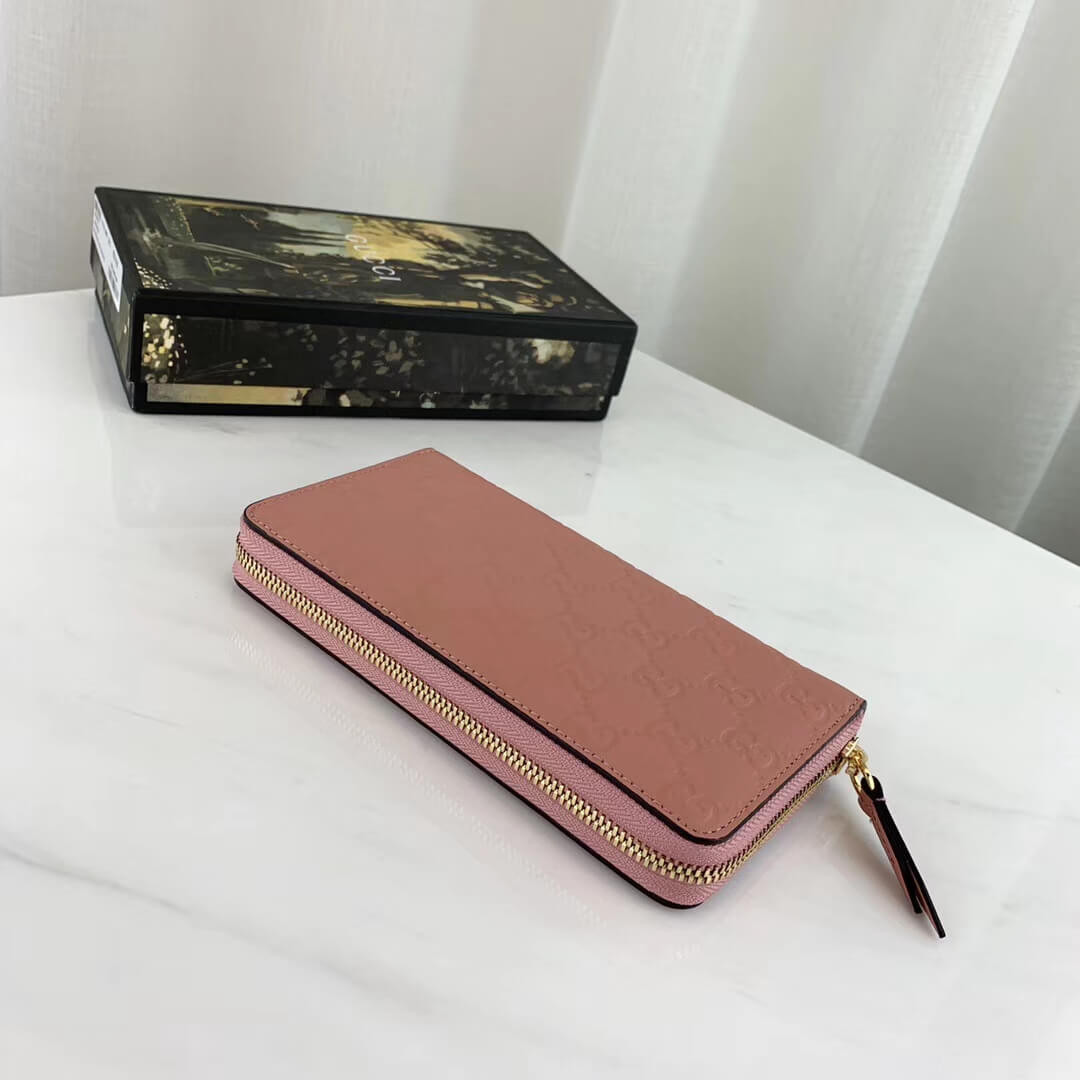 Gucci Signature Zip Around Wallet 410102