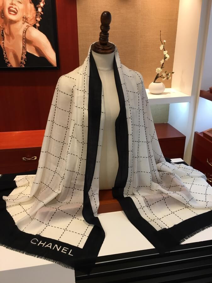 Chanel Cashmere Wool Sequins CC Stole C32041
