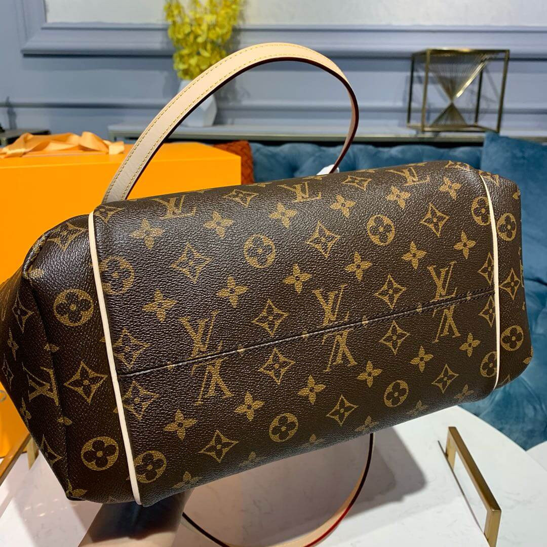 Louis Vuitton Monogram Canvas Totally MM M56689