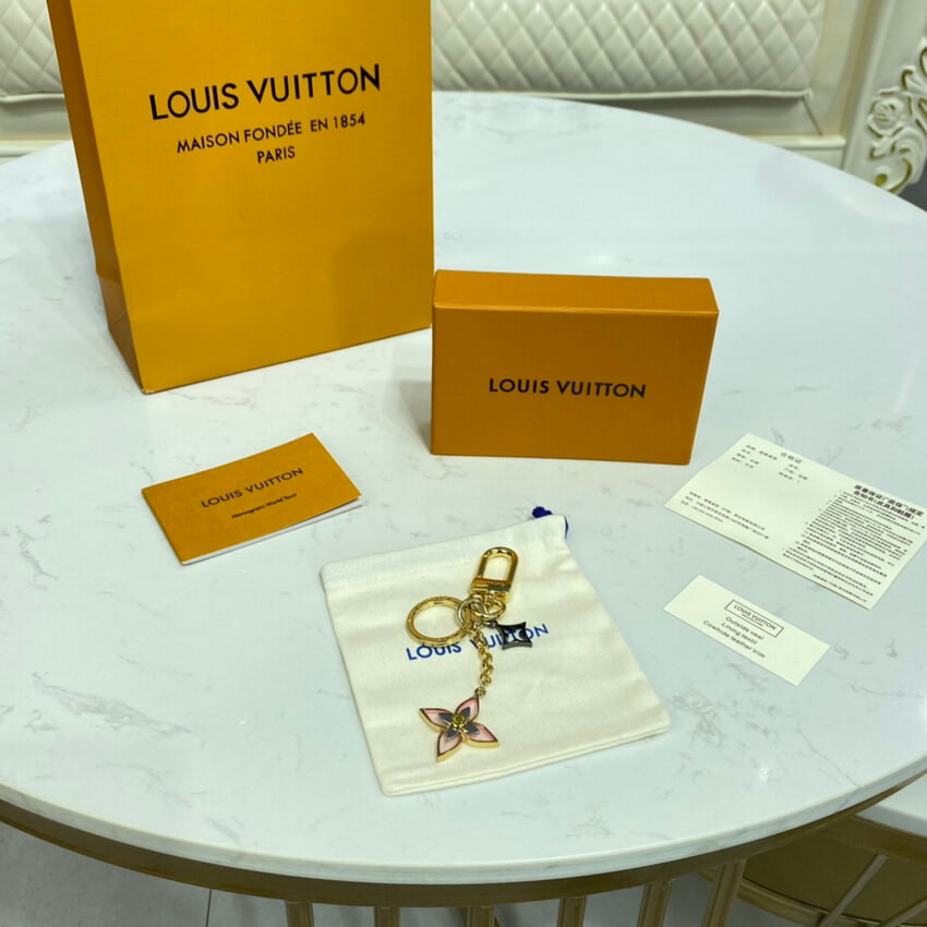 Louis Vuitton Blooming Flowers Bag Charm and Key Holder M68460