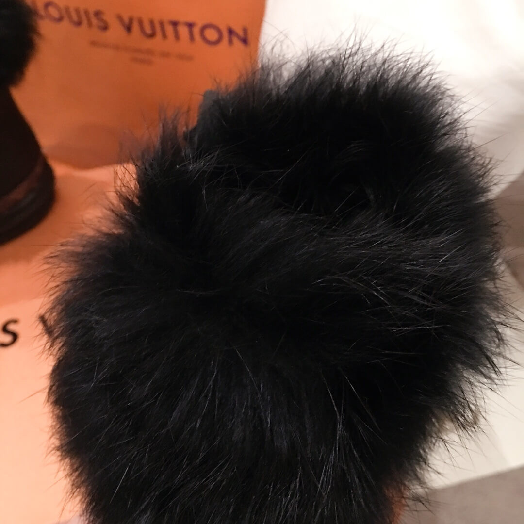 Louis Vuitton Fur Lined Sneaker 5C3137