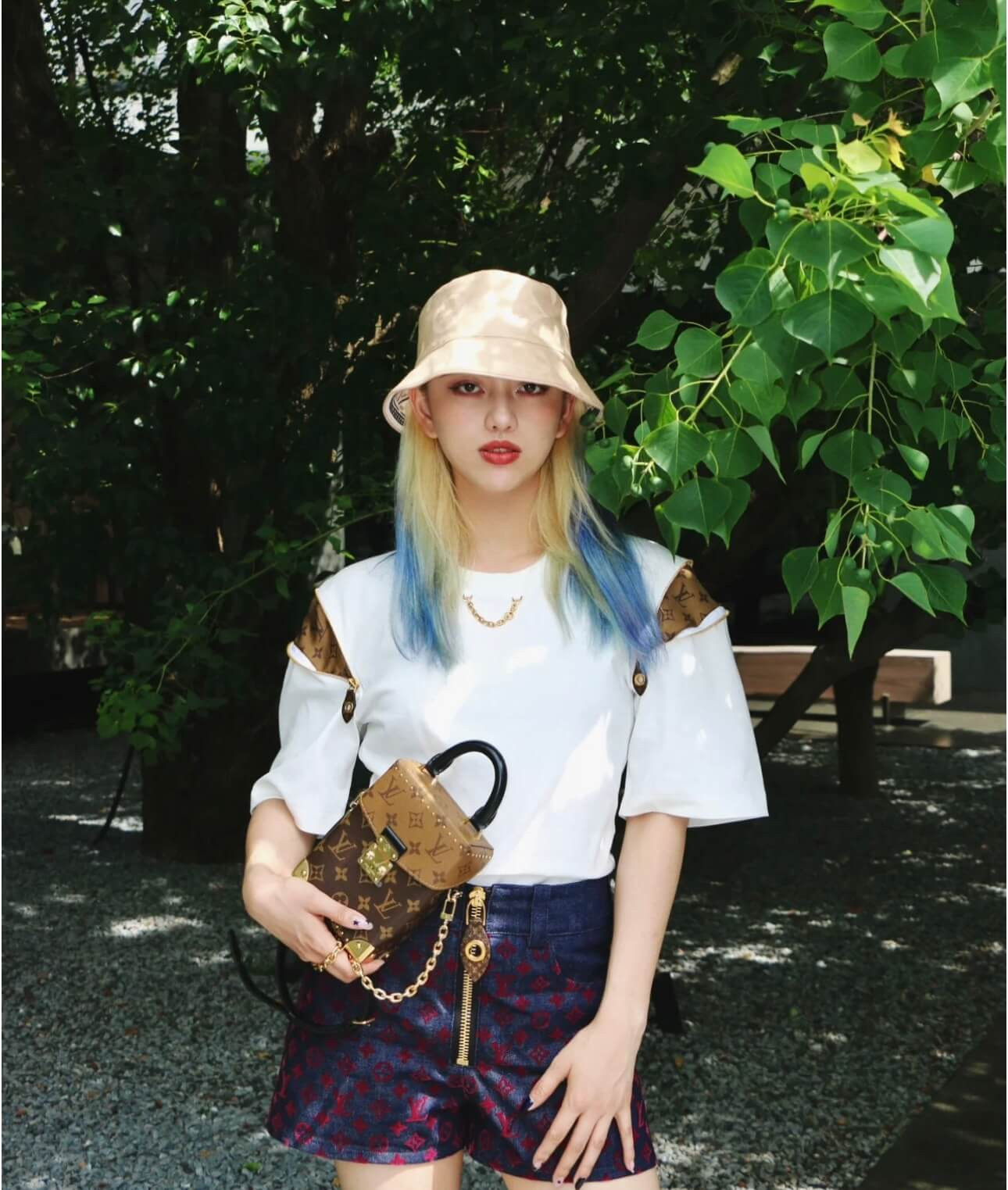 Louis Vuitton Camera Box Bag M82465