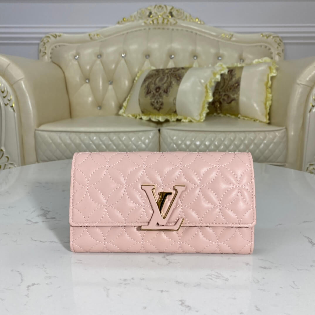 Louis Vuitton Capucines Wallet M68590