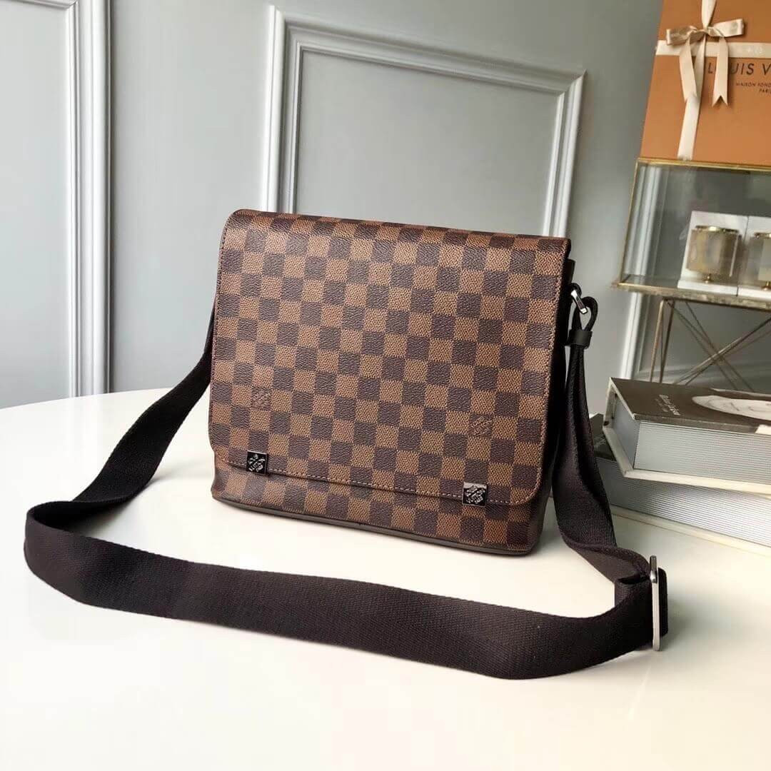 Louis Vuitton Damier Ebene Canvas District PM N41031