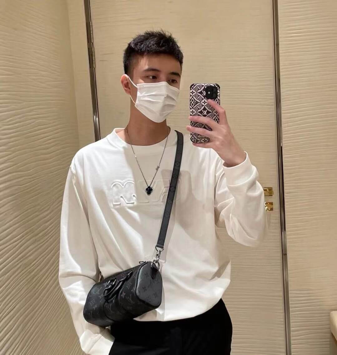 Louis Vuitton Monogram Eclipse Keepall XS M45947