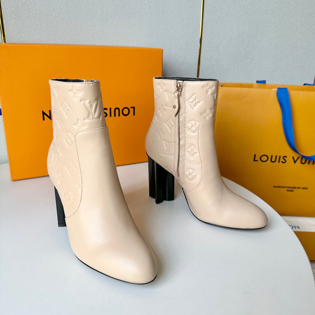 Louis Vuttion Silhouette Ankle Boot 1ABP9M