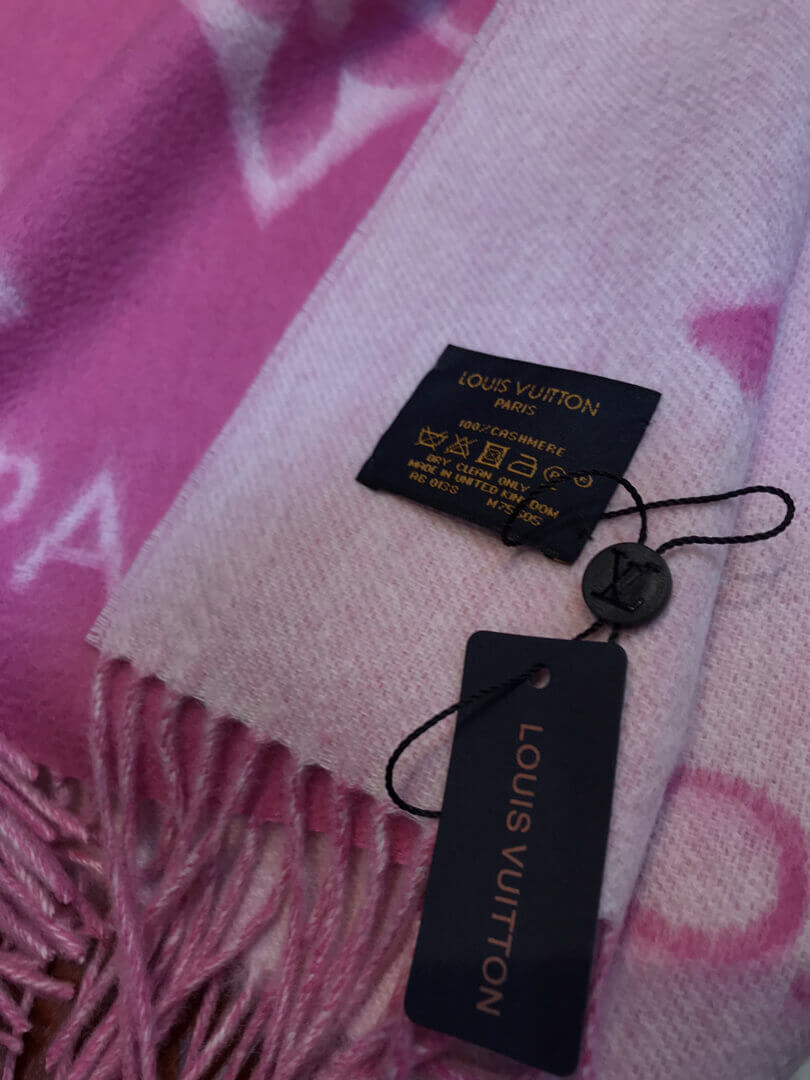 Louis Vuitton Reykjavik Scarf M76067